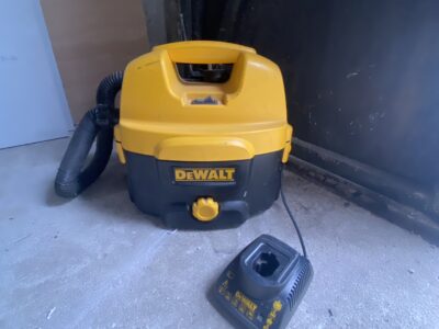 Dewalt vacuum