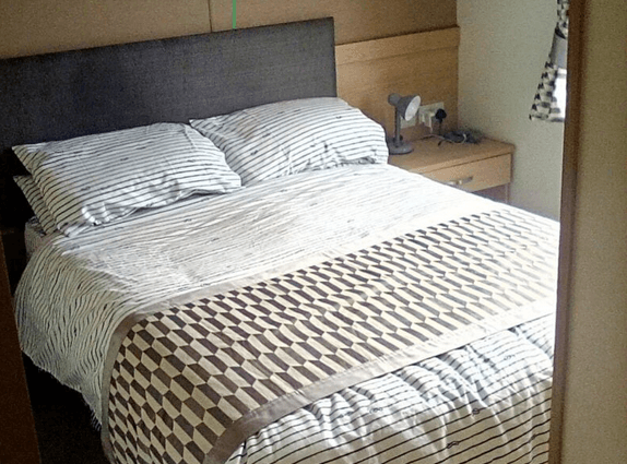 LakeView Lodge. Trevella Holiday Park