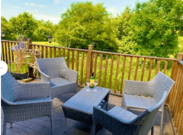 LakeView Lodge. Trevella Holiday Park