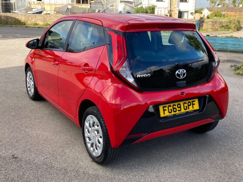 2019 Toyota Aygo 1.0 VVT-i X-Play 5dr