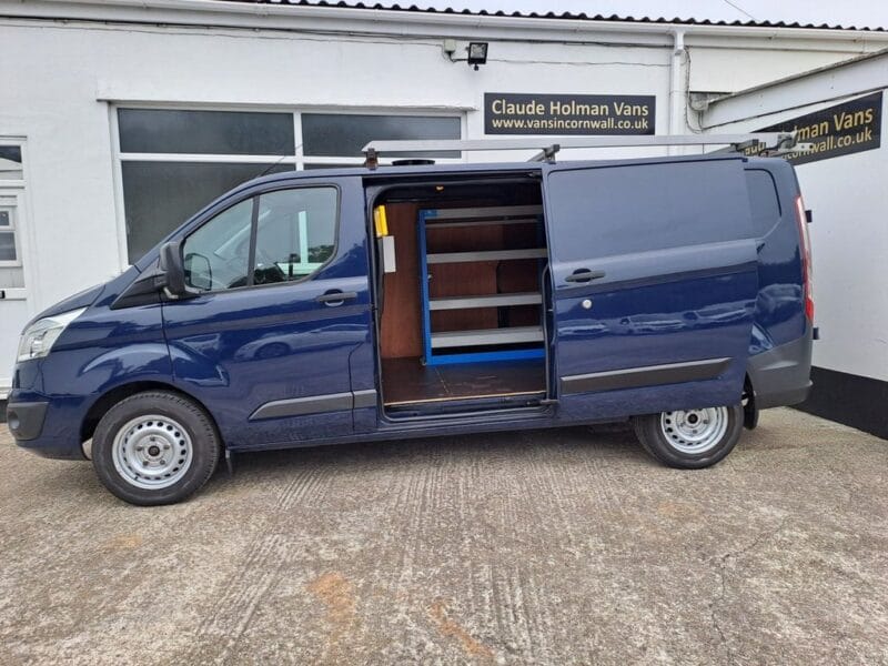 2013 63 FORD TRANSIT CUSTOM 2.2 TDCi 330 Trend Panel Van 5dr Diesel Manual L2 H1 (197 g/km, 123 bhp)