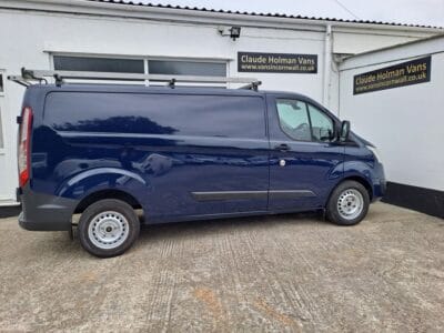 2013 63 FORD TRANSIT CUSTOM 2.2 TDCi 330 Trend Panel Van 5dr Diesel Manual L2 H1 (197 g/km, 123 bhp)