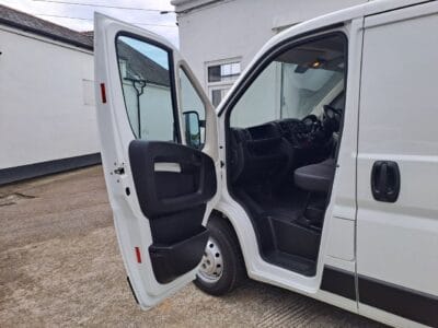 2020 20 PEUGEOT BOXER 2.2 BlueHDi 333 Professional Panel Van 5dr Diesel Manual L1 H1 Euro 6 (s/s) (120 ps)