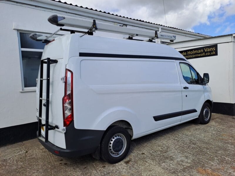 2015 64 FORD TRANSIT CUSTOM 2.2 TDCi 290 Panel Van 5dr Diesel Manual L2 H2 (186 g/km, 123 bhp)