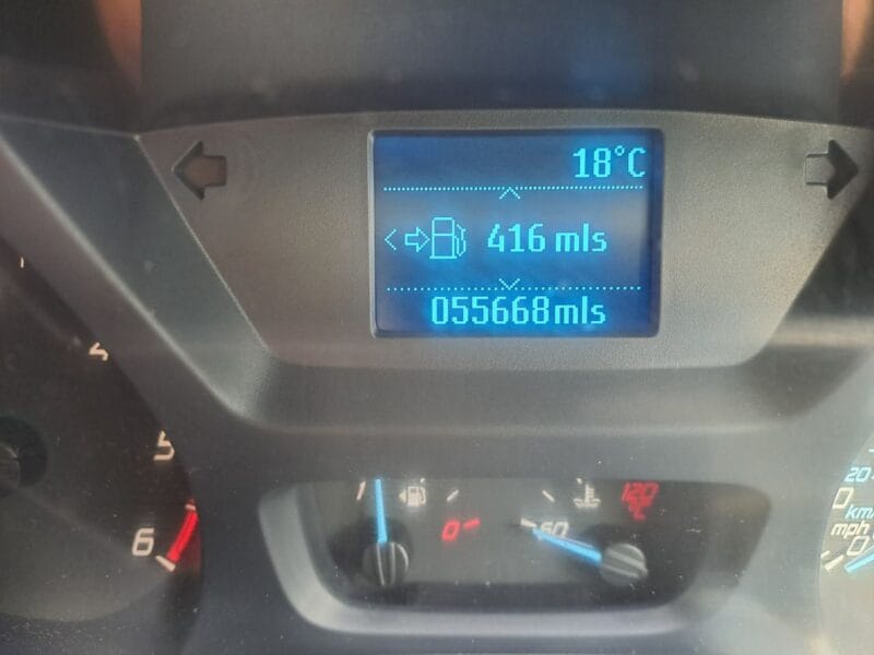 2015 64 FORD TRANSIT CUSTOM 2.2 TDCi 290 Panel Van 5dr Diesel Manual L2 H2 (186 g/km, 123 bhp)