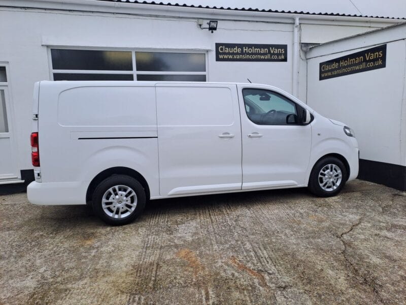 2020 70 VAUXHALL VIVARO 1.5 Turbo D 2900 Sportive Panel Van 5dr Diesel Manual L2 H1 Euro 6 (s/s) (100 ps)