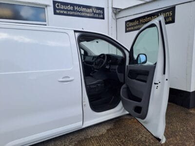 2017 67 TOYOTA PROACE 2.0D Comfort Long Panel Van 6dr Diesel Manual LWB Euro 6 (s/s) (120 ps)