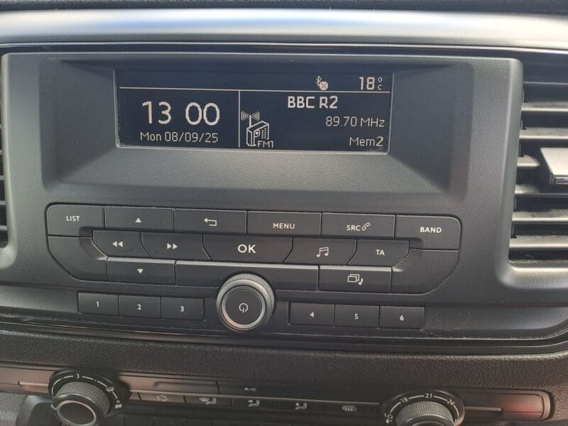 2017 67 TOYOTA PROACE 2.0D Comfort Long Panel Van 6dr Diesel Manual LWB Euro 6 (s/s) (120 ps)