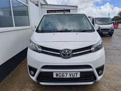 2017 67 TOYOTA PROACE 2.0D Comfort Long Panel Van 6dr Diesel Manual LWB Euro 6 (s/s) (120 ps)