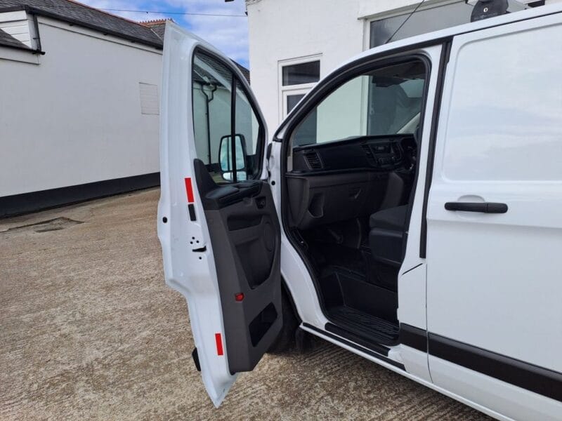2018 18 FORD TRANSIT CUSTOM 2.0 320 EcoBlue Panel Van 5dr Diesel Manual L1 H1 Euro 6 (105 ps)