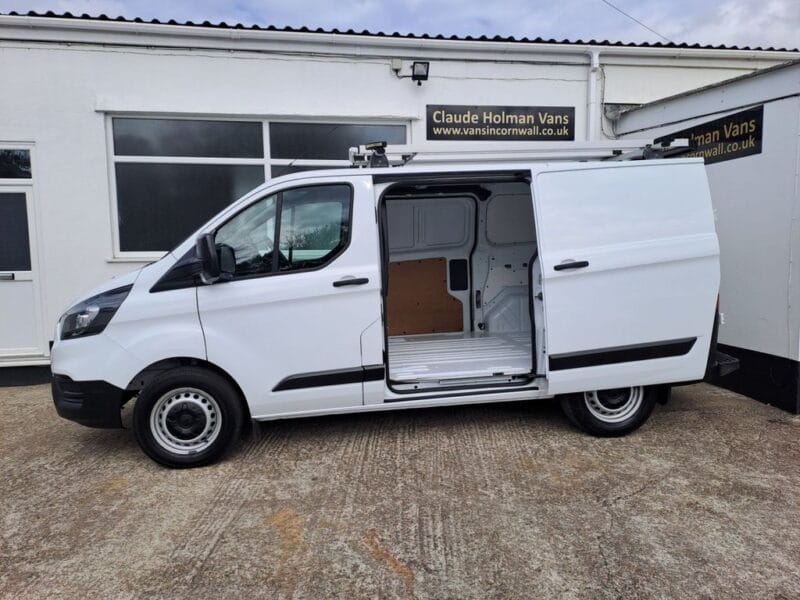 2018 18 FORD TRANSIT CUSTOM 2.0 320 EcoBlue Panel Van 5dr Diesel Manual L1 H1 Euro 6 (105 ps)