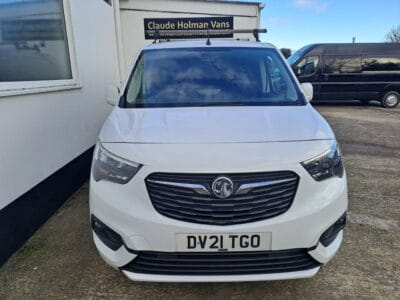 2021 21 VAUXHALL COMBO 1.5 Turbo D 2300 Sportive Panel Van 4dr Diesel Manual L2 H1 Euro 6 (100 ps)