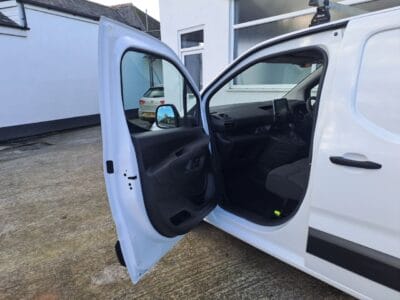2021 21 VAUXHALL COMBO 1.5 Turbo D 2300 Sportive Panel Van 4dr Diesel Manual L2 H1 Euro 6 (100 ps)