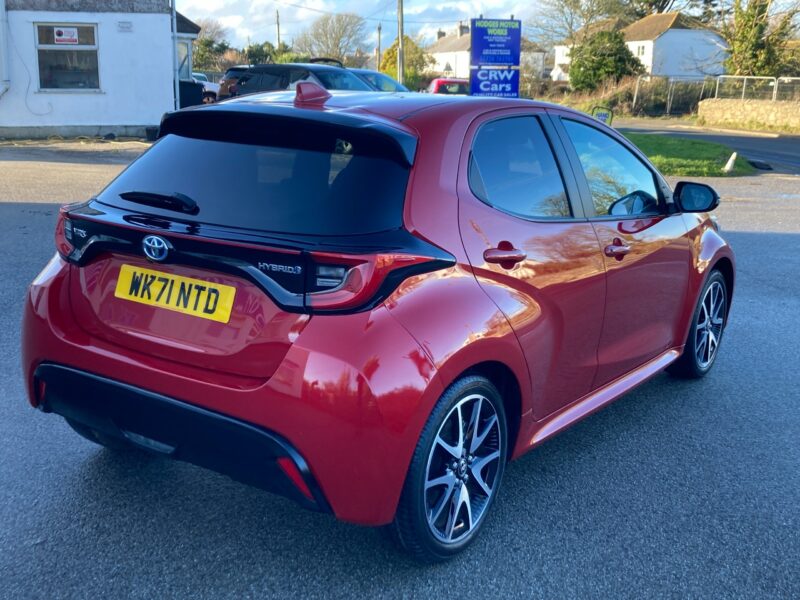 2022 Toyota Yaris 1.5 VVT-h Dynamic Hatchback 5dr Petrol Hybrid E-CVT Automatic (s/s) (116 ps)