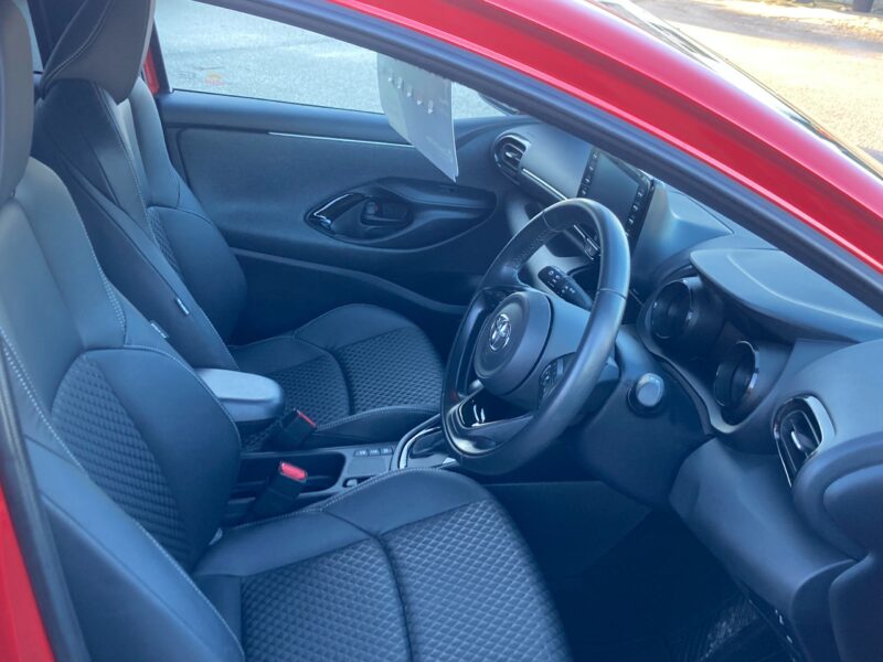 2022 Toyota Yaris 1.5 VVT-h Dynamic Hatchback 5dr Petrol Hybrid E-CVT Automatic (s/s) (116 ps)