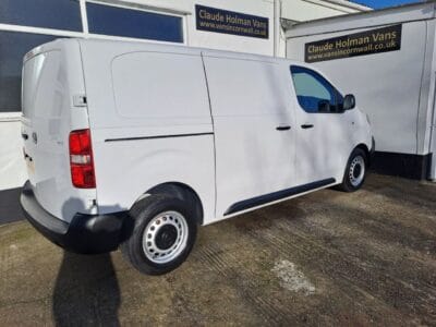 2022 22 VAUXHALL VIVARO 2.0 Turbo D 3100 Dynamic Panel Van 6dr Diesel Manual L1 H1 Euro 6 (s/s) (145 ps)