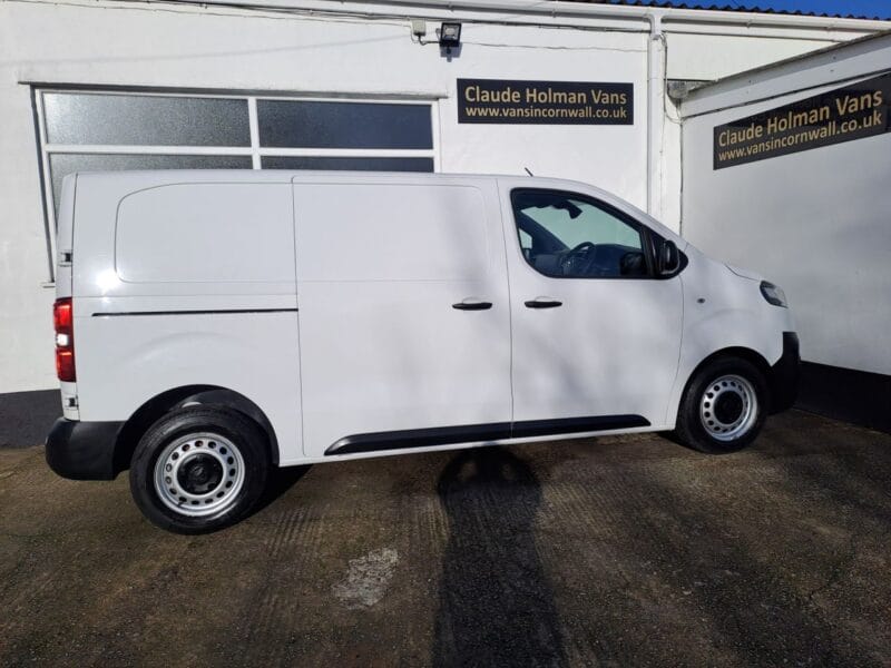 2022 22 VAUXHALL VIVARO 2.0 Turbo D 3100 Dynamic Panel Van 6dr Diesel Manual L1 H1 Euro 6 (s/s) (145 ps)
