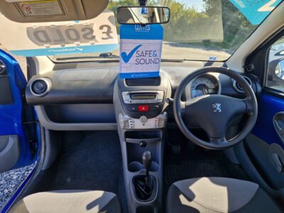 Peugeot 108 Allure 1.2 Petrol