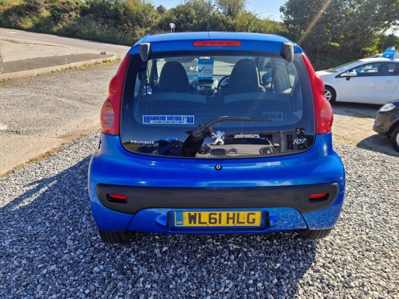 Peugeot 108 Allure 1.2 Petrol