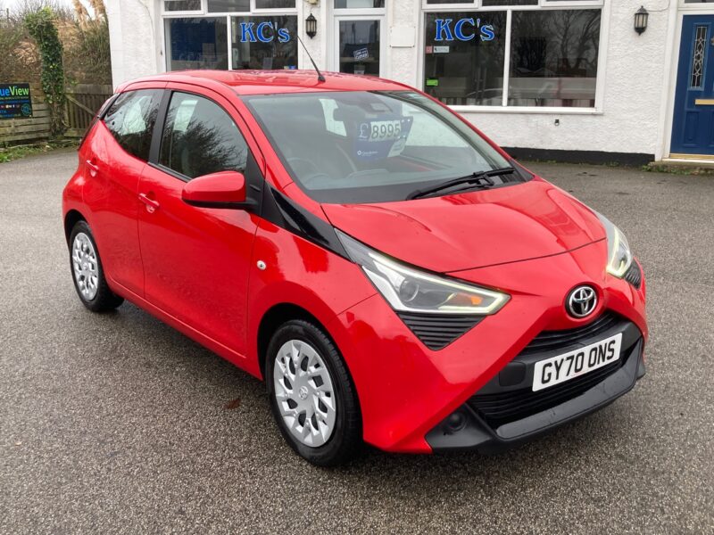2020 Toyota Aygo 1.0 VVT-i x-play Hatchback 5dr Petrol Manual Euro 6 (Safety Sense) (71 ps)