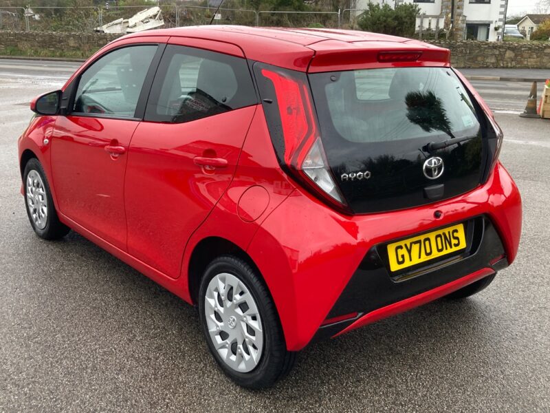 2020 Toyota Aygo 1.0 VVT-i x-play Hatchback 5dr Petrol Manual Euro 6 (Safety Sense) (71 ps)