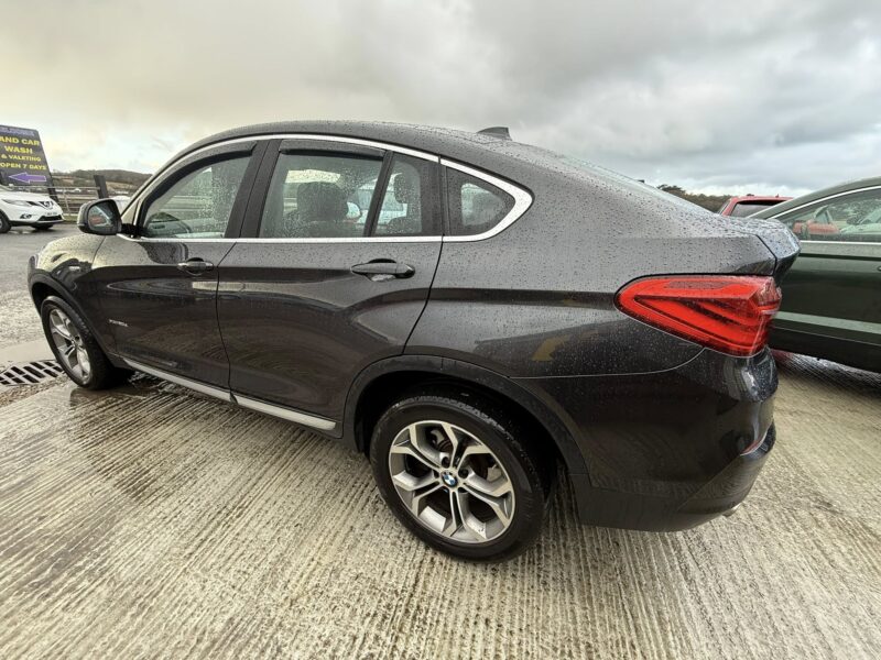BMW X4 2.0D X-Line