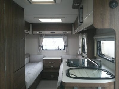 2022 Compass Navigator 120