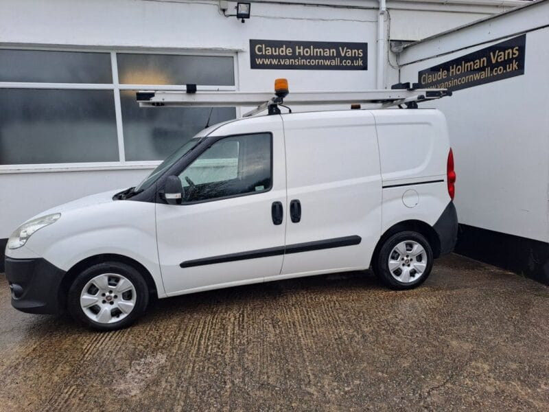 2014 64 FIAT DOBLO 1.3 JTD MultiJetII 16v Panel Van 4dr Diesel Manual L1 H1 (133 g/km, 90 bhp)