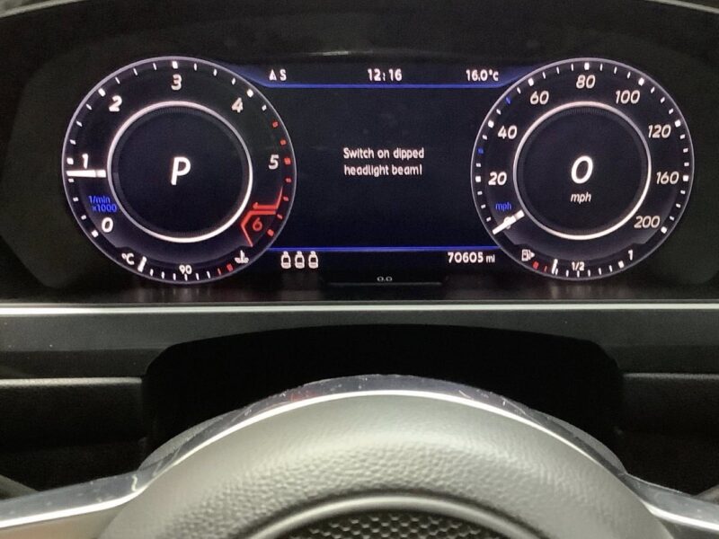 Vw Tiguan R-Line Black Edition 2.0 Tdi Automatic