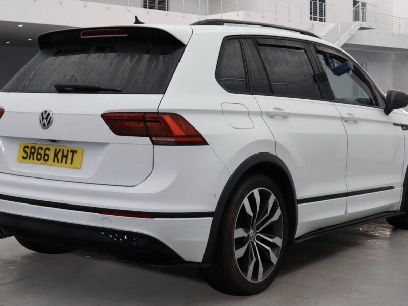 Vw Tiguan R-Line Black Edition 2.0 Tdi Automatic