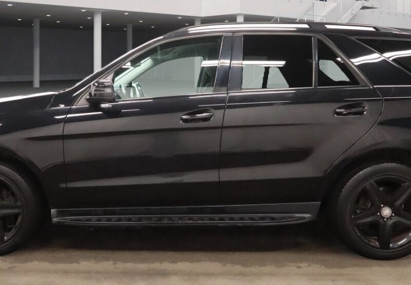 Mercedes Benz GLE SUV