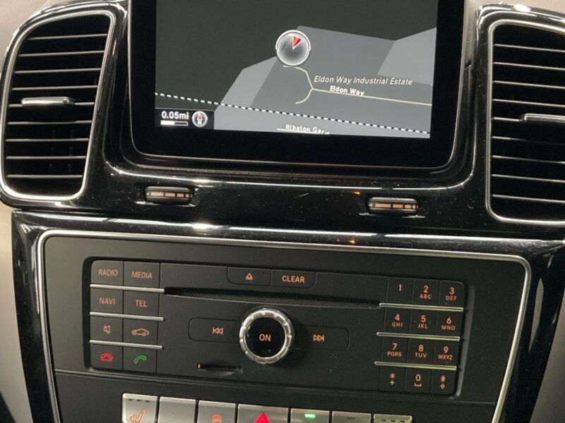 Mercedes Benz GLE SUV