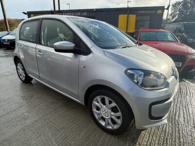 Volkswagen UP! Hatchback