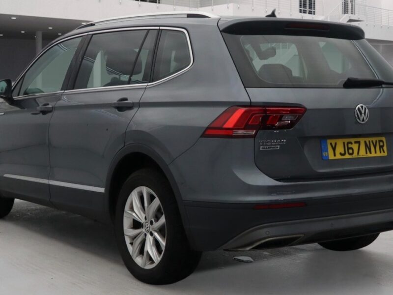Volkswagen Tiguan Allspace MPV