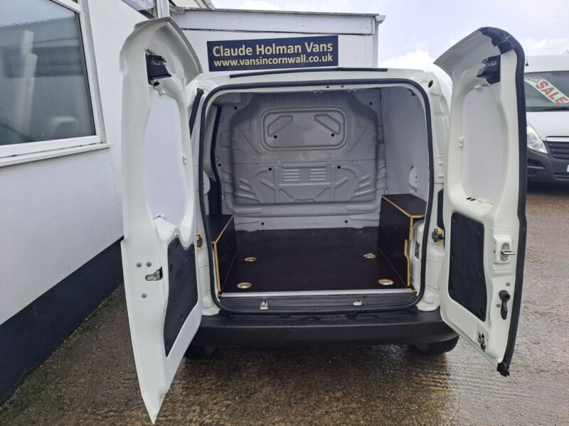 2014 14 FIAT FIORINO 1.3 JTD Multijet II Cargo Car Derived Van 3dr Diesel Manual (119 g/km, 75 bhp)