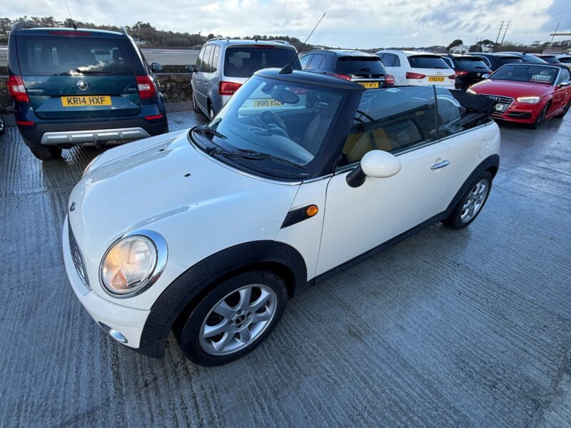 MINI Cooper convertible Convertable