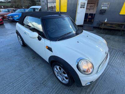 MINI Cooper convertible Convertable