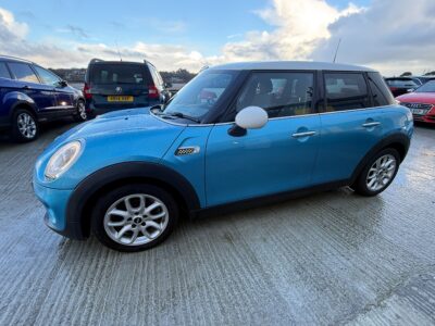 Mini Cooper Hatchback