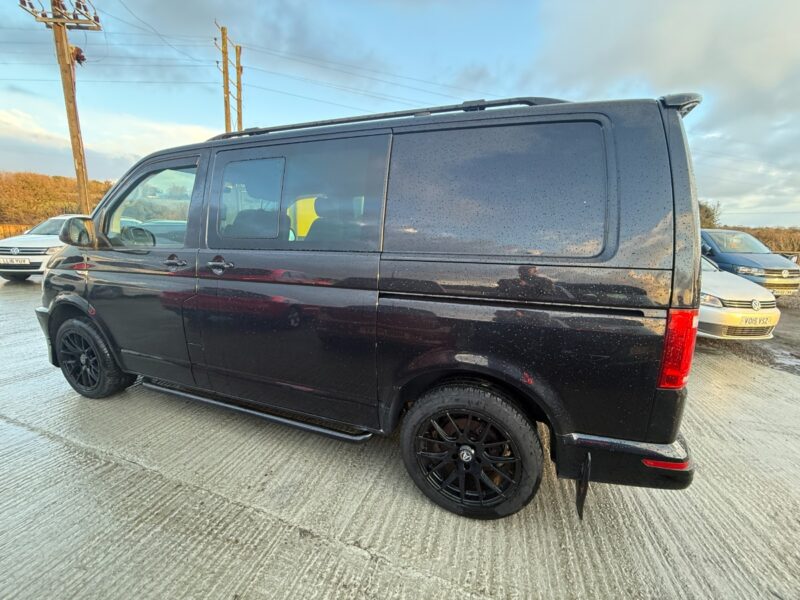 Volkswagen Transporter Kombi Crewcab
