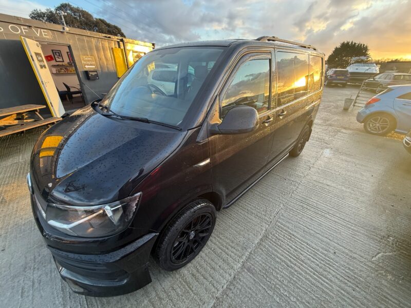 Volkswagen Transporter Kombi Crewcab