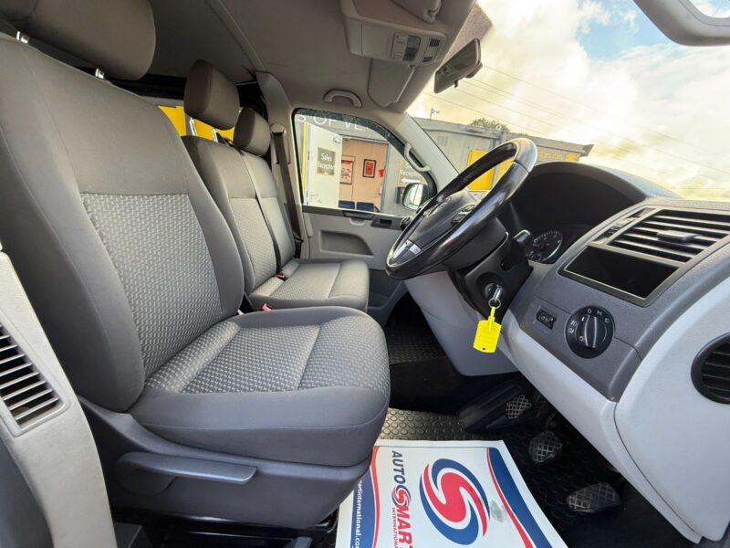 Volkswagen Transporter Kombi Crewcab