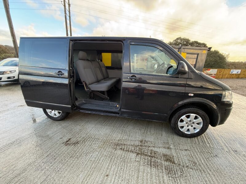 Volkswagen Transporter Kombi Crewcab