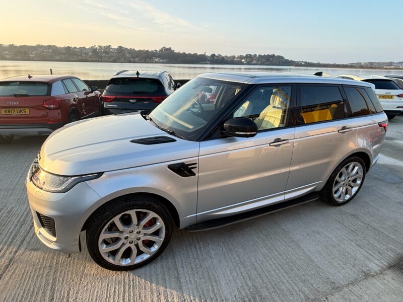 Land Rover Range Rover Sport SUV